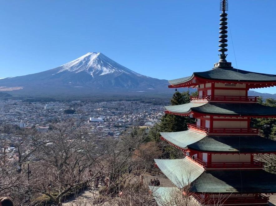富士山を眺められる宿 ゲストハウス花水木 Nishikatsura Ngoại thất bức ảnh